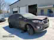 2016 Kia Sorento EX с VIN 5XYPHDA10GG044977, выставлен на аукционе Copart как лот 48550293 с пробегом Не указан миль и Списание • Salvage title. История ставок и продаж доступна на DreamBid. Изображение 4.