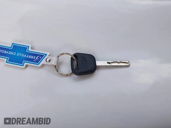 2015 Chevrolet Silverado 1500 LT z VIN 1GCVKREH1FZ194142, wystawiony jako IAAI lot #43016369 z przebiegiem 213 511 mil mil oraz . Historia ofert i sprzedaży dostępna na DreamBid. Obrazek 11.