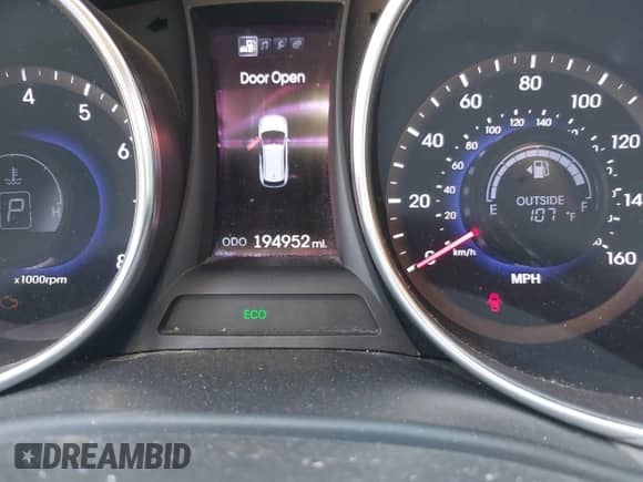 2013 Hyundai Santa Fe Sport with VIN 5XYZUDLB9DG039038, listed as a IAAI auction lot 42971891 with 194,952 mi miles and . Bid and sale history available at DreamBid. Image 7.