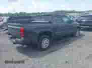 2024 Toyota Tacoma SR5 z VIN 3TMLB5JN3RM039609, wystawiony jako IAAI lot #42811469 z przebiegiem 19 681 mil mil oraz . Historia ofert i sprzedaży dostępna na DreamBid. Obrazek 4.