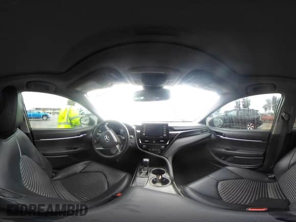 2021 Toyota Camry SE z VIN 4T1T11AK7MU616062, wystawiony jako IAAI lot #43426966 z przebiegiem 96 436 mil mil oraz . Historia ofert i sprzedaży dostępna na DreamBid. Obrazek 19.