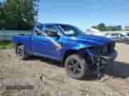 2019 Ram 1500 Tradesman z VIN 1C6RR7FT2KS576985, wystawiony jako Copart lot #69814125 z przebiegiem 127 565 mil mil oraz Szkoda całkowita • Salvage title. Historia ofert i sprzedaży dostępna na DreamBid. Obrazek 4.