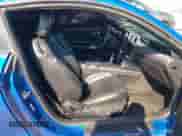 2017 Ford Mustang GT z VIN 1FA6P8CF0H5310934, wystawiony jako IAAI lot #43198857 z przebiegiem 92 428 mil mil oraz . Historia ofert i sprzedaży dostępna na DreamBid. Obrazek 5.