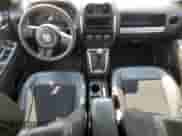 2014 Jeep Compass Sport с VIN 1C4NJDAB2ED871167, выставлен на аукционе Copart как лот 60557625 с пробегом 134 133 миль миль и Списание • Salvage title. История ставок и продаж доступна на DreamBid. Изображение 8.