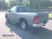 2010 Dodge 1500 Sport z VIN 3D7JV1ET4AG102029, wystawiony jako IAAI lot #42788889 z przebiegiem 246 589 mil mil oraz . Historia ofert i sprzedaży dostępna na DreamBid. Obrazek 3.