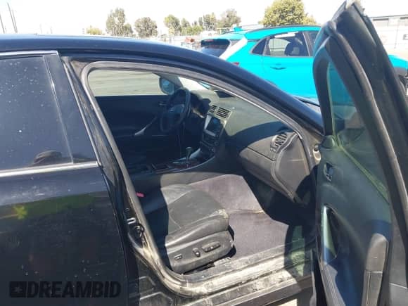 2006 Lexus IS 350 с VIN JTHBE262462001811, выставлен на аукционе IAAI как лот 42832334 с пробегом 210 775 миль миль и . История ставок и продаж доступна на DreamBid. Изображение 5.