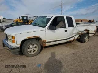1995 GMC Sierra 1500 с VIN 2GTEC19K8S1573758, выставлен на аукционе Copart как лот 64785104 с пробегом 191 121 миль миль и Списание • Salvage title. История ставок и продаж доступна на DreamBid. Изображение 1.