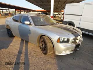 2008 Dodge Charger SRT-8 с VIN 2B3LA73W38H197984, выставлен на аукционе IAAI как лот 42369287 с пробегом 135 631 миль миль и . История ставок и продаж доступна на DreamBid. Изображение 1.