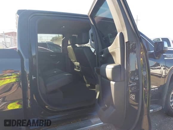 2021 GMC Sierra 1500 SLT с VIN 3GTU9DED3MG222415, выставлен на аукционе IAAI как лот 43403179 с пробегом 72 697 миль миль и . История ставок и продаж доступна на DreamBid. Изображение 8.