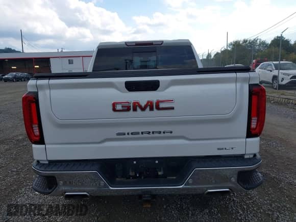 2020 GMC Sierra 1500 SLT с VIN 3GTU9DEDXLG343649, выставлен на аукционе IAAI как лот 43272304 с пробегом 126 335 миль миль и . История ставок и продаж доступна на DreamBid. Изображение 16.