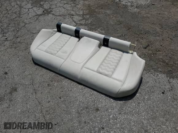 2022 BMW M3 с VIN WBS53AY01NFM30642, выставлен на аукционе Copart как лот 63445964 с пробегом Не указан миль и Списание • Salvage title. История ставок и продаж доступна на DreamBid. Изображение 14.