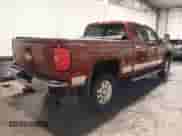 2015 Chevrolet Silverado 2500HD LT z VIN 1GC1KVE87FF113492, wystawiony jako IAAI lot #41556754 z przebiegiem 200 870 mil mil oraz . Historia ofert i sprzedaży dostępna na DreamBid. Obrazek 4.