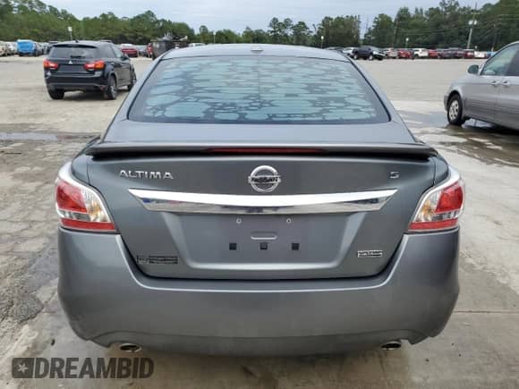 2015 Nissan Altima SL with VIN 1N4AL3AP7FN921738, listed as a Copart auction lot 85676165 with 186,698 mi miles and Salvage title. Bid and sale history available at DreamBid. Image 6.