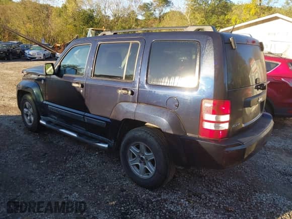 2011 Jeep Liberty Sport with VIN 1J4PN2GK6BW546993, listed as a IAAI auction lot 43414231 with 82,419 mi miles and . Bid and sale history available at DreamBid. Image 3.