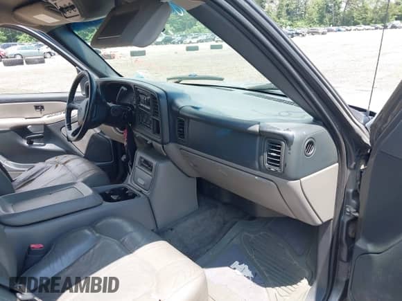 2002 Chevrolet Suburban LT с VIN 1GNFK16Z52J310536, выставлен на аукционе IAAI как лот 42681583 с пробегом 197 076 миль миль и . История ставок и продаж доступна на DreamBid. Изображение 5.