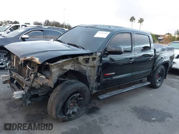 2013 Toyota Tacoma PreRunner with VIN 5TFJU4GN9DX047932, listed as a IAAI auction lot 43283609 with 146,826 mi miles and . Bid and sale history available at DreamBid. Image 15.