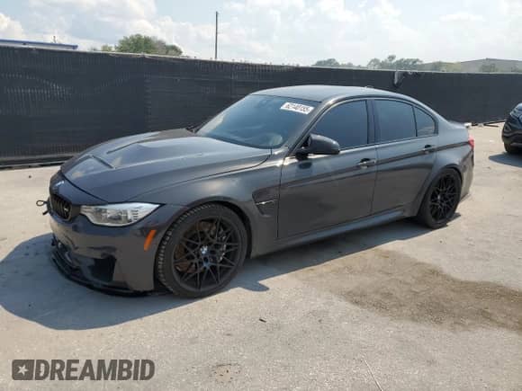 2017 BMW M3 z VIN WBS8M9C33H5G85560, wystawiony jako Copart lot #62140155 z przebiegiem 65 652 mil mil oraz Szkoda całkowita • Salvage title. Historia ofert i sprzedaży dostępna na DreamBid. Obrazek 1.