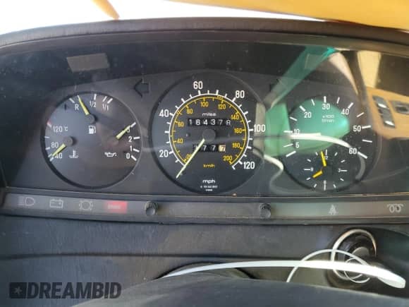 1985 Mercedes-Benz 300 с VIN WDBAB93C8FF038153, выставлен на аукционе Copart как лот 67288455 с пробегом 164 378 миль миль и Списание • Salvage title. История ставок и продаж доступна на DreamBid. Изображение 9.