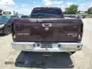 2005 Dodge 2500 SLT z VIN 3D7KS28C05G754960, wystawiony jako Copart lot #62032074 z przebiegiem 207 751 mil mil oraz Czysty tytuł • Clean title. Historia ofert i sprzedaży dostępna na DreamBid. Obrazek 6.