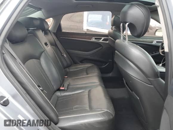 2015 Hyundai Genesis 3.8L z VIN KMHGN4JE6FU072870, wystawiony jako Copart lot #61078504 z przebiegiem 75 270 mil mil oraz Szkoda całkowita • Salvage title. Historia ofert i sprzedaży dostępna na DreamBid. Obrazek 10.