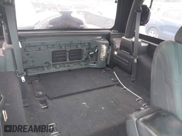 2019 Jeep Wrangler Sport S with VIN 1C4GJXAG3KW533640, listed as a IAAI auction lot 42603117 with 68,902 mi miles and . Bid and sale history available at DreamBid. Image 8.