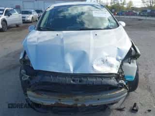 2015 Ford Fiesta SE with VIN 3FADP4BJ7FM132288, listed as a IAAI auction lot 43415328 with 74,285 mi miles and . Bid and sale history available at DreamBid. Image 6.