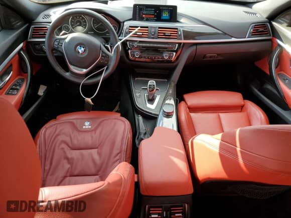 2018 BMW 3 Series 330i xDrive с VIN WBA8Z9C50JG827927, выставлен на аукционе Copart как лот 88681345 с пробегом 21 245 миль миль и Списание • Salvage title. История ставок и продаж доступна на DreamBid. Изображение 8.