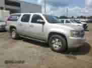 2009 Chevrolet Suburban LTZ z VIN 1GNFK36309R211836, wystawiony jako Copart lot #69115845 z przebiegiem 138 144 mil mil oraz Szkoda całkowita • Salvage title. Historia ofert i sprzedaży dostępna na DreamBid. Obrazek 4.