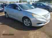 2011 Hyundai Sonata GLS z VIN 5NPEB4AC4BH220909, wystawiony jako IAAI lot #43441466 z przebiegiem 222 035 mil mil oraz . Historia ofert i sprzedaży dostępna na DreamBid. Obrazek 1.