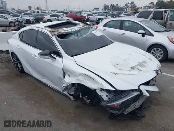 2023 Lexus IS 350 F Sport z VIN JTHGZ1B27P5068817, wystawiony jako IAAI lot #42666071 z przebiegiem 40 318 mil mil oraz . Historia ofert i sprzedaży dostępna na DreamBid. Obrazek 6.