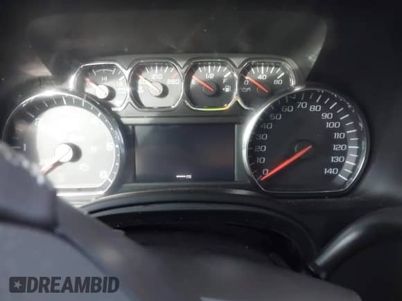 2018 Chevrolet Suburban LT with VIN 1GNSCHKC0JR273224, listed as a IAAI auction lot 42080783 with Not provided miles and . Bid and sale history available at DreamBid. Image 7.