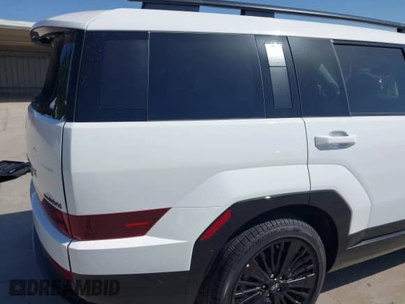 2025 Hyundai Santa Fe Calligraphy с VIN 5NMP5DG17SH068675, выставлен на аукционе IAAI как лот 42837059 с пробегом 154 миль миль и . История ставок и продаж доступна на DreamBid. Изображение 21.