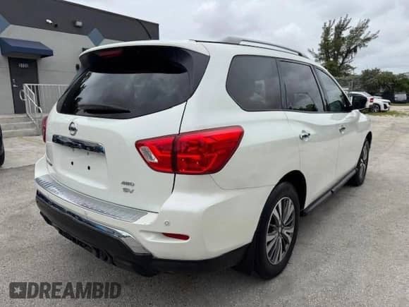 2017 Nissan Pathfinder S с VIN 5N1DR2MM1HC627750, выставлен на аукционе Copart как лот 86189215 с пробегом 83 893 миль миль и На запчасти • Non repairable. История ставок и продаж доступна на DreamBid. Изображение 3.