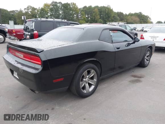 2014 Dodge Challenger SXT с VIN 2C3CDYAG2EH311366, выставлен на аукционе IAAI как лот 43371805 с пробегом 364 459 миль миль и . История ставок и продаж доступна на DreamBid. Изображение 4.