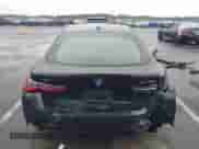 2024 BMW i4 xDrive40 с VIN WBY83FB07RFT10939, выставлен на аукционе IAAI как лот 42258751 с пробегом 11 689 миль миль и . История ставок и продаж доступна на DreamBid. Изображение 16.