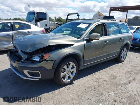2011 Volvo XC70 3.2L с VIN YV4940BZ1B1101582, выставлен на аукционе IAAI как лот 43183011 с пробегом 45 684 миль миль и . История ставок и продаж доступна на DreamBid. Изображение 2.