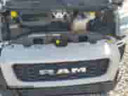 2020 Ram ProMaster Cargo z VIN 3C6TRVDG6LE124333, wystawiony jako Copart lot #52292205 z przebiegiem 121 741 mil mil oraz Szkoda całkowita • Salvage title. Historia ofert i sprzedaży dostępna na DreamBid. Obrazek 13.