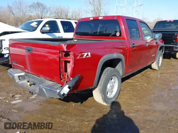 2005 Chevrolet Colorado 1SB LS Z85 with VIN 1GCDT136758168824, listed as a IAAI auction lot 41613875 with 184,633 mi miles and . Bid and sale history available at DreamBid. Image 4.