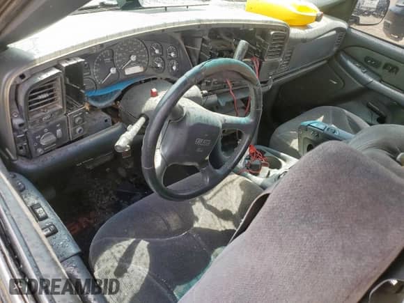 1999 GMC Sierra 1500 SLE с VIN 1GTEC14T5XZ521406, выставлен на аукционе Copart как лот 68481555 с пробегом 250 129 миль миль и Списание • Salvage title. История ставок и продаж доступна на DreamBid. Изображение 8.