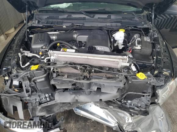 2024 Ram 1500 SLT z VIN 1C6RR7GG4RS148640, wystawiony jako Copart lot #83836325 z przebiegiem 40 693 mil mil oraz Czysty tytuł • Clean title. Historia ofert i sprzedaży dostępna na DreamBid. Obrazek 11.