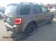 2011 Ford Escape XLT с VIN 1FMCU9D78BKC39019, выставлен на аукционе IAAI как лот 41903813 с пробегом 226 401 миль миль и . История ставок и продаж доступна на DreamBid. Изображение 4.