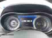 2020 Chrysler 300 Touring с VIN 2C3CCAAG8LH233604, выставлен на аукционе IAAI как лот 42370029 с пробегом 70 769 миль миль и . История ставок и продаж доступна на DreamBid. Изображение 7.