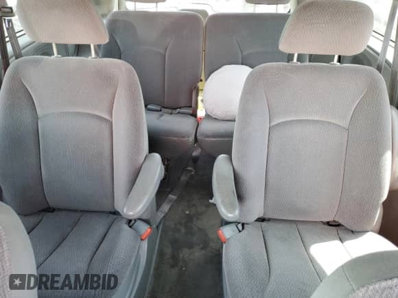 2004 Dodge Caravan SXT with VIN 2D4GP44L64R539758, listed as a Copart auction lot 58824385 with 218,532 mi miles and Salvage title. Bid and sale history available at DreamBid. Image 10.