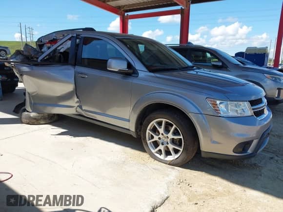 2017 Dodge Journey SXT with VIN 3C4PDCBB2HT560829, listed as a IAAI auction lot 43315439 with 116,475 mi miles and . Bid and sale history available at DreamBid. Image 1.