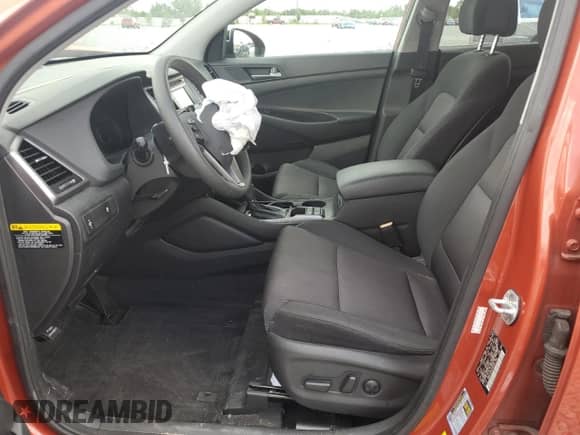 2017 Hyundai Tucson SE z VIN KM8J33A43HU341794, wystawiony jako Copart lot #70734915 z przebiegiem 64 685 mil mil oraz Szkoda całkowita • Salvage title. Historia ofert i sprzedaży dostępna na DreamBid. Obrazek 7.