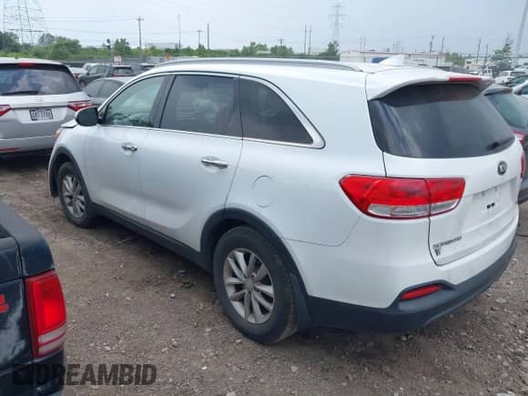 2018 Kia Sorento LX with VIN 5XYPG4A57JG383362, listed as a IAAI auction lot 42584652 with 120,177 mi miles and . Bid and sale history available at DreamBid. Image 3.