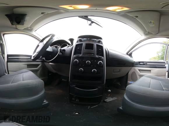 2010 Dodge Grand Caravan SE с VIN 2D4RN4DE4AR397177, выставлен на аукционе IAAI как лот 43280271 с пробегом 144 811 миль миль и . История ставок и продаж доступна на DreamBid. Изображение 18.