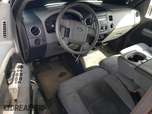 2005 Ford F-150 STX with VIN 1FTRX12W75NA34523, listed as a Copart auction lot 84648515 with 130,135 mi miles and Clean title. Bid and sale history available at DreamBid. Image 8.