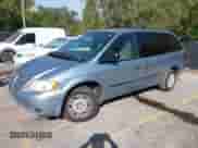 2005 Dodge Caravan SE with VIN 1D4GP24R65B166987, listed as a IAAI auction lot 40475259 with 240,797 mi miles and . Bid and sale history available at DreamBid. Image 17.