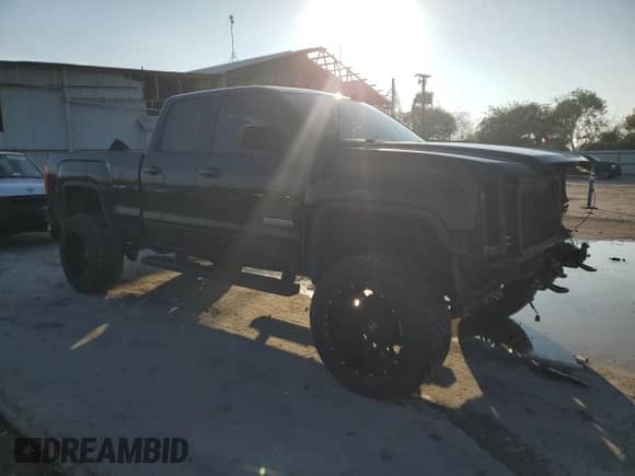 2018 GMC Sierra 1500 с VIN 1GTR1LEH7JZ365423, выставлен на аукционе Copart как лот 83223204 с пробегом 73 315 миль миль и Списание • Salvage title. История ставок и продаж доступна на DreamBid. Изображение 4.